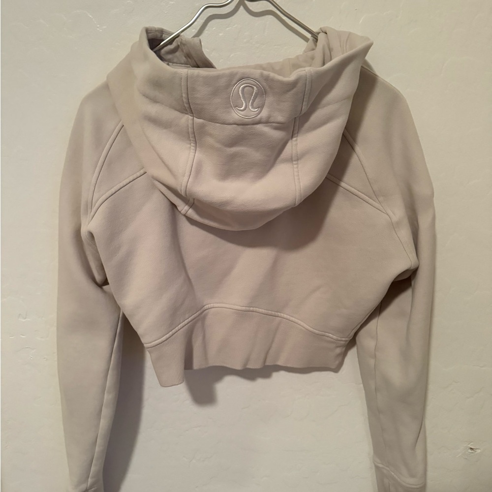 Lululemon Cropped Jacket in Bone